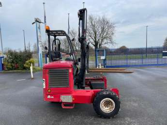 Camion porteur MOFFETT M 5 