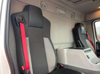 Camion porteur Renault D WIDE 430 