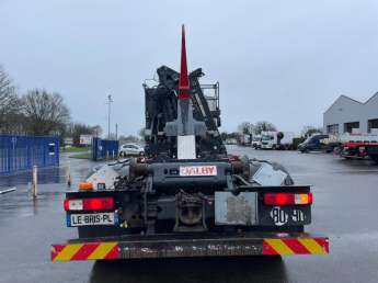 Camion porteur Renault C430 