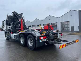 Camion porteur Renault C430 