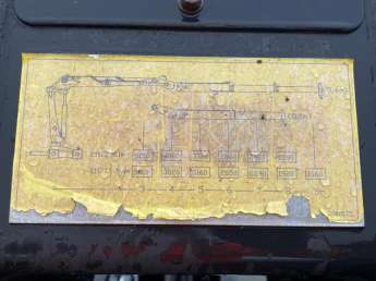 Camion porteur Renault C430 