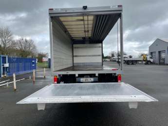 Camion porteur DAF LF 210 