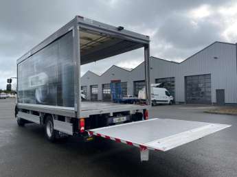 Camion porteur DAF LF 210 