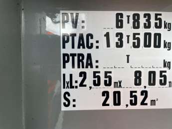 Camion porteur DAF LF 210 