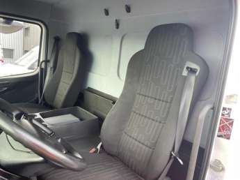 Camion porteur Mercedes ATEGO 12.23 