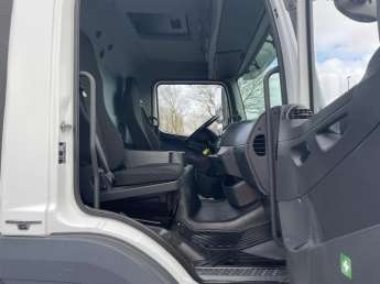 Camion porteur Mercedes ATEGO 12.23 