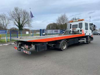 Camion porteur Iveco EUROCARGO 
