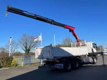 Camion porteur Renault C380 