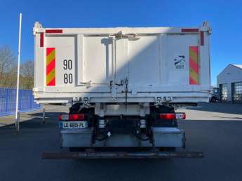 Camion porteur Renault C380 