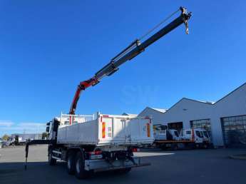 Camion porteur Renault C380 
