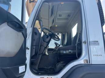 Camion porteur Renault KERAX 370 