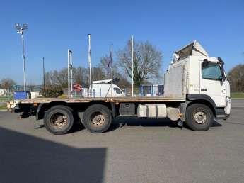 Camion porteur Volvo FM9.300 