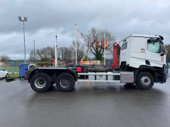Camion porteur Renault C460 