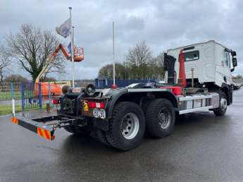 Camion porteur Renault C460 
