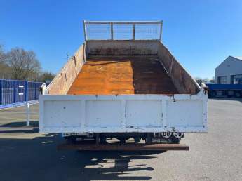 Camion porteur Iveco EUROCARGO 140E22 