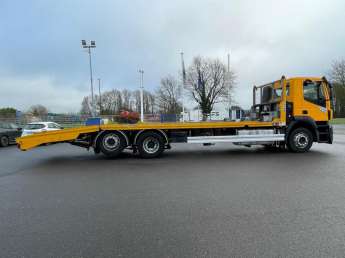 Camion porteur Iveco STRALIS 260S36 