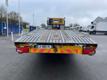 Camion porteur Iveco STRALIS 260S36 