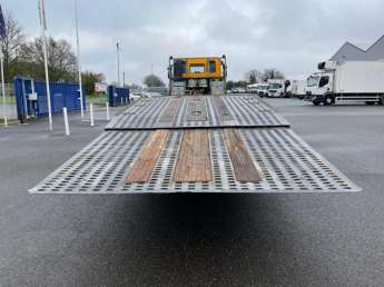 Camion porteur Iveco STRALIS 260S36 