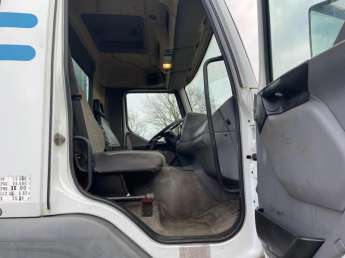 Camion porteur Renault KERAX 340 
