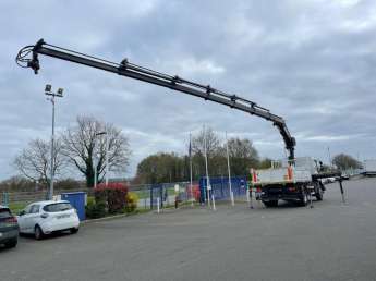 Camion porteur Renault D240 NARROW 