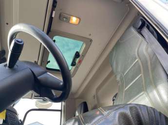 Camion porteur DAF CF 85.450 