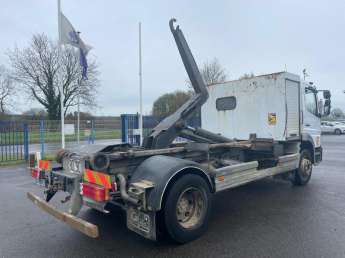 Camion porteur Mercedes ATGEO 13.18 