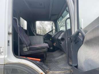 Camion porteur Mercedes ATGEO 13.18 