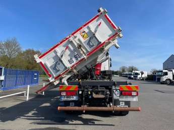 Camion porteur Renault k380 