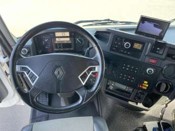 Camion porteur Renault k380 