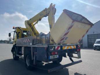 Camion porteur Renault MIDLUM 220.14 
