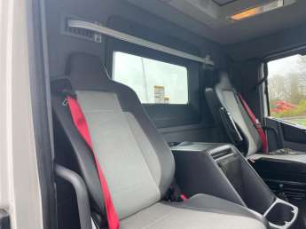 Camion porteur Renault C440 - COMFORT 