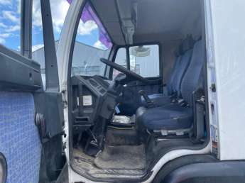 Camion porteur MAN LE 10.180 