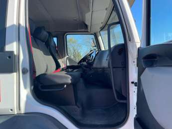 Camion porteur Renault D280 - NARROW 