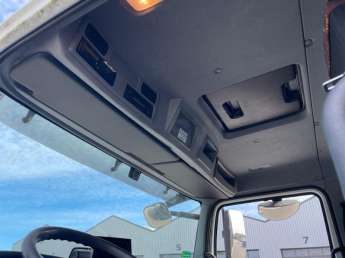 Camion porteur Mercedes ATEGO 12.23 