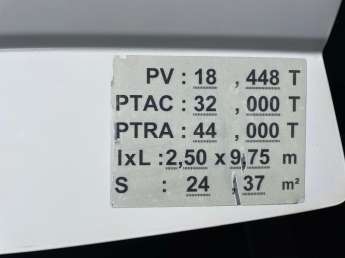 Camion porteur Renault K-460 