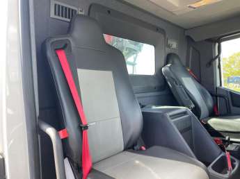 Camion porteur Renault K-460 