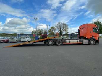 Camion porteur Renault T460 
