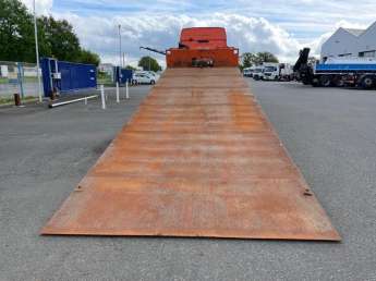 Camion porteur Renault T460 