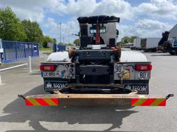 Camion porteur Volvo FMX 460 