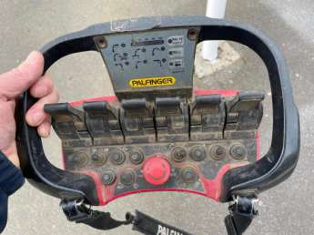 Camion porteur Renault PREMIUM 430 