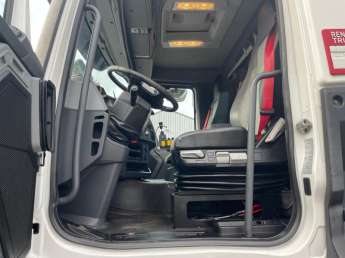 Camion porteur Renault C440 - COMFORT 