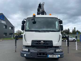 Camion porteur Renault D250 