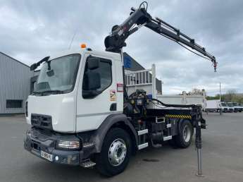 Camion porteur Renault D250 