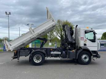 Camion porteur Renault D250 