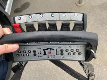 Camion porteur Renault D250 