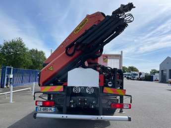 Camion porteur Renault C380 