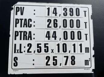 Camion porteur Renault C380 