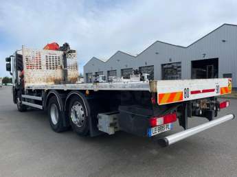 Camion porteur Renault C380 