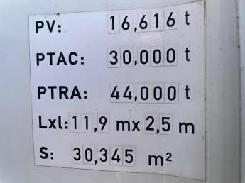 Camion porteur Renault C430 