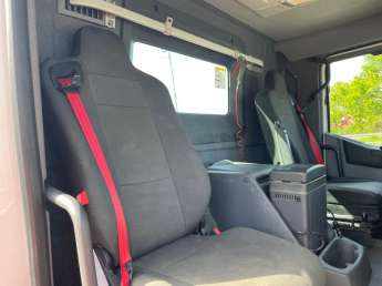 Camion porteur Renault C430 